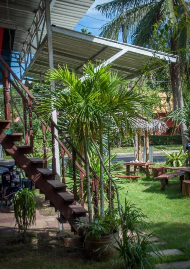 Krabi town The Lazy Bar And Guesthouse المظهر الخارجي الصورة