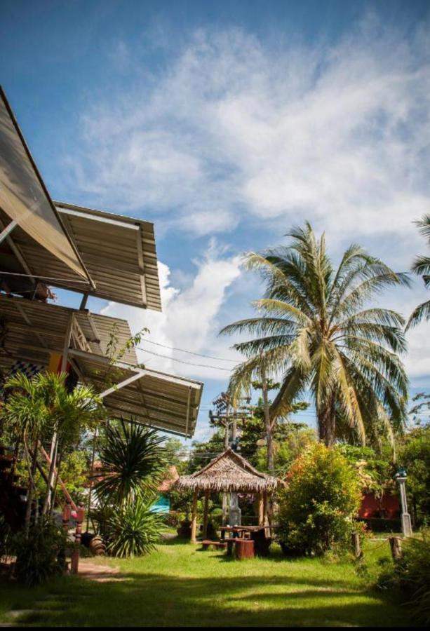 Krabi town The Lazy Bar And Guesthouse المظهر الخارجي الصورة