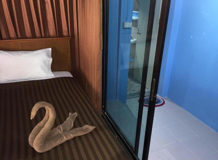 Krabi town The Lazy Bar And Guesthouse المظهر الخارجي الصورة